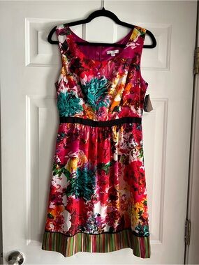 NY&C | (sz M) Vibrant Fuchsia Floral Dress NWT